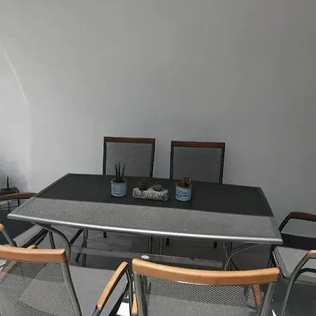 Apartment Apartman N&i *